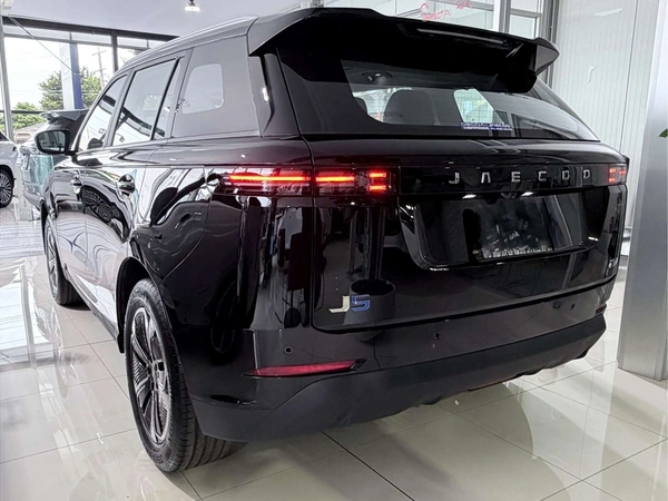 2026 Omoda Jaecoo J5 EV Summit Automatic FWD
