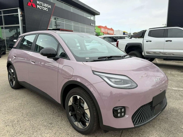2026 Aion UT Premium Electric Automatic