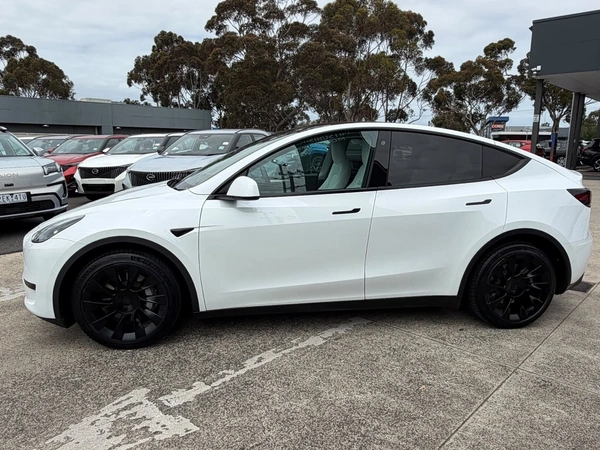 2022 Tesla Model Y Rear-Wheel Drive Automatic Electric