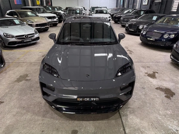 2025 Porsche Macan XAB Turbo 4WD Automatic Electric