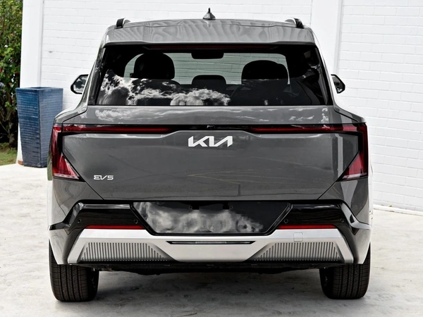 2026 Kia EV5 OVc MY26 AWD