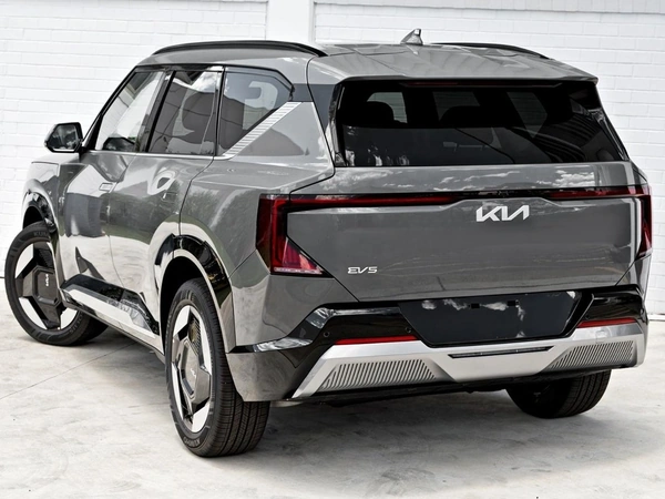 2026 Kia EV5 OVc MY26 AWD