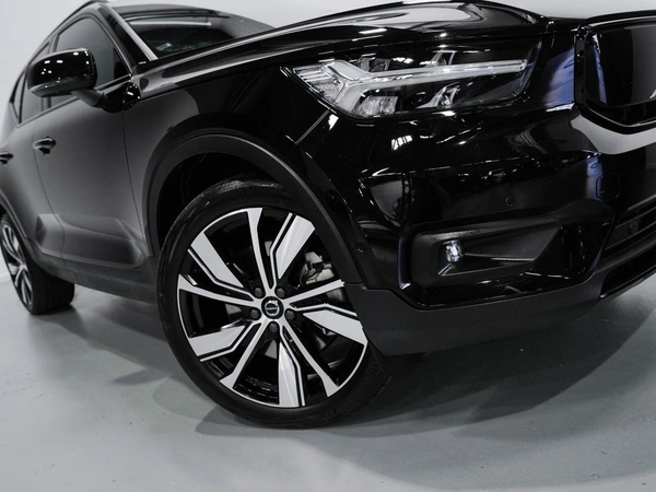 2022 Volvo XC40 Recharge Twin Pure Electric AWD Panoramic Sunroof Heated Seats