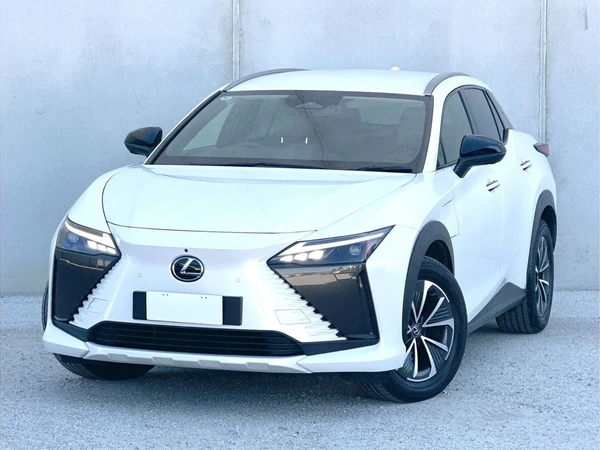 2023 Lexus RZ RZ450e Luxury AWD Automatic