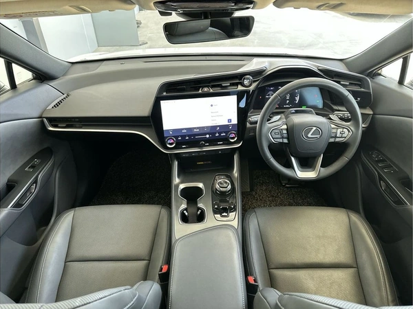 2023 Lexus RZ RZ450e Luxury AWD Automatic
