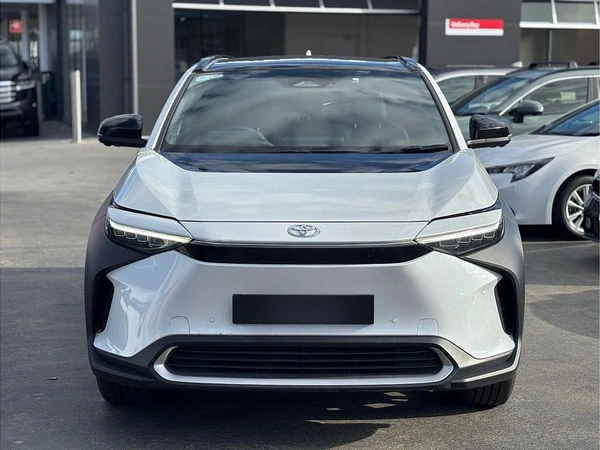 2024 Toyota bZ4X YEAM15R FWD Automatic